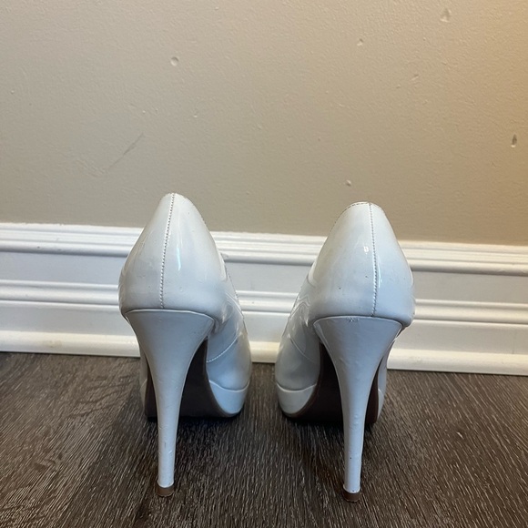 4 inch heels 👠 - Picture 7 of 9